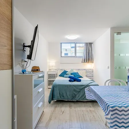 Down Floor In Centre * Puerto de la Cruz (Tenerife)