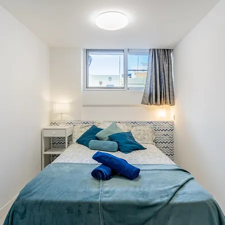 Down Floor In Centre * Puerto de la Cruz (Tenerife)