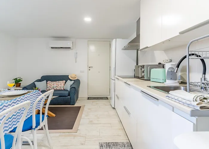 Down Floor In Centre Daire Puerto de la Cruz (Tenerife)