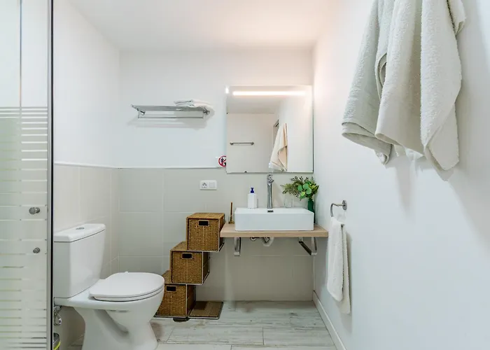 Down Floor In Centre * Puerto de la Cruz (Tenerife)