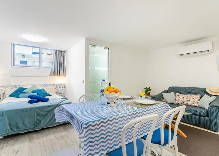 Down Floor In Centre