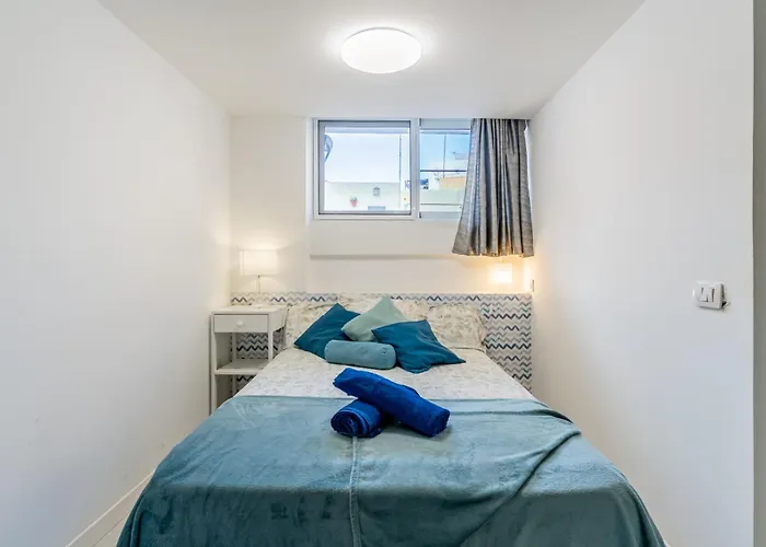 Down Floor In Centre * Puerto de la Cruz (Tenerife)